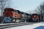 BNSF 9366 CN 5627